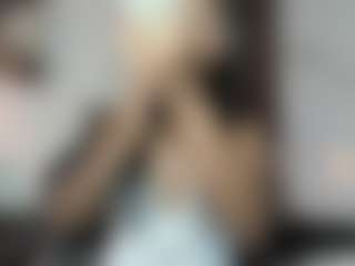 Ariaa-Rose1's Live Sex Cam Show