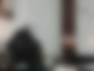Ariaa-Rose1's Live Sex Cam Show