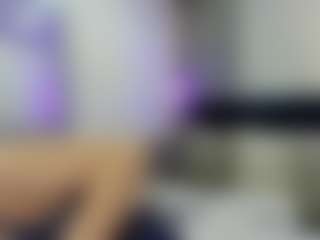 Live cam show with CataleyaReed - HD MILF on CamClone
