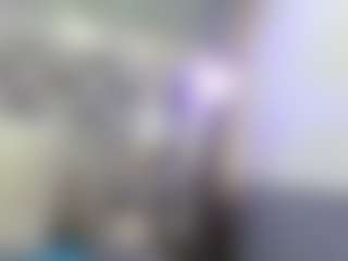 Live cam show with CataleyaReed - Gamer Mature on Dare Cams