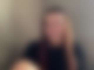 Live cam show with CodyCannington - Oil on Lustler