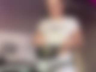 Live cam show with CodyCannington - Amateur Brown Hair on CamClone
