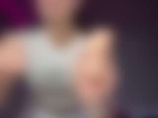 Live cam show with CodyCannington - Athletic Amateur on Dolls Live