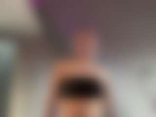 Live cam show with CodyCannington - New Teen (18+) on AdultVida.com