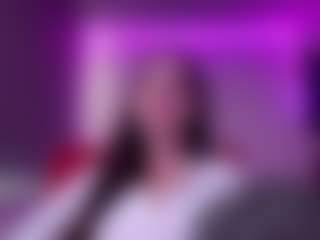 Evelyn's Live Sex Cam Show