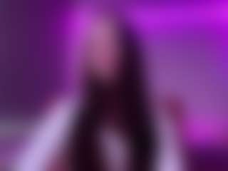 Evelyn's Live Sex Cam Show