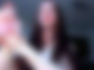 Live cam show with Evelyn - Indian Fingering on Lustler | georgia