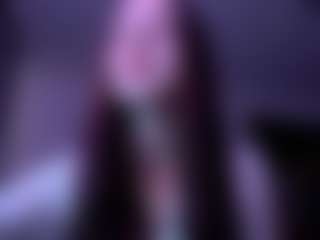 Evelyn's Live Sex Cam Show