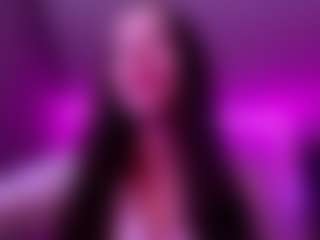 Evelyn's Live Sex Cam Show