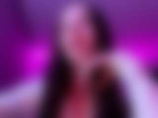Evelyn's Live Sex Cam Show