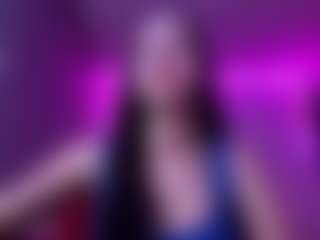Evelyn's Live Sex Cam Show