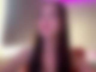 Evelyn's Live Sex Cam Show