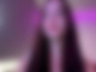 Evelyn's Live Sex Cam Show