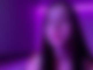 Evelyn's Live Sex Cam Show