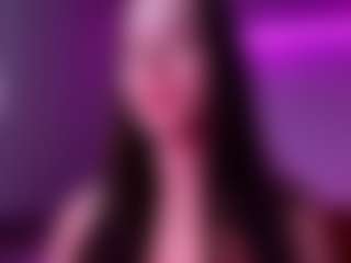 Evelyn's Live Sex Cam Show