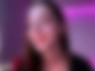 Evelyn's Live Sex Cam Show