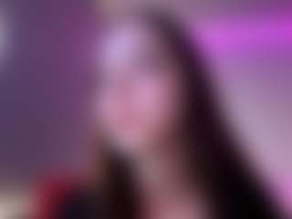 Evelyn's Live Sex Cam Show
