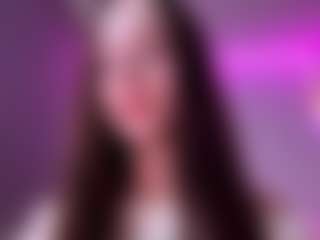 Evelyn's Live Sex Cam Show