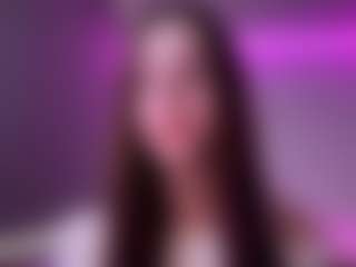 Evelyn's Live Sex Cam Show