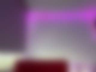 Live cam show with Evelyn - Nipple Piercings on liverealitysex.com