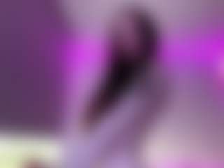 Evelyn's Live Sex Cam Show