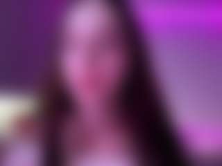 Evelyn's Live Sex Cam Show