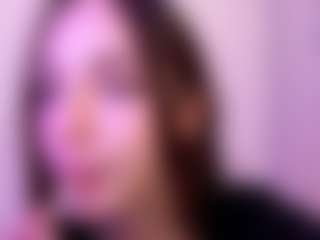 Live cam show with Evelyn - Ass Bouncing on fapnchat
