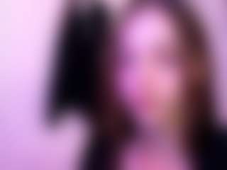 Evelyn's Live Sex Cam Show