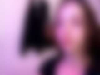 Evelyn's Live Sex Cam Show