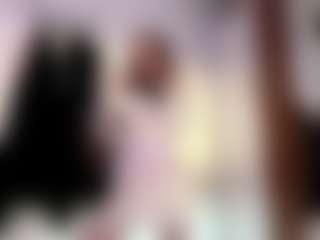 Live cam show with Evelyn - Deepthroat on Mixed Magazine Live