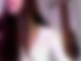 Live cam show with Evelyn - Green Eyes on madthumbs