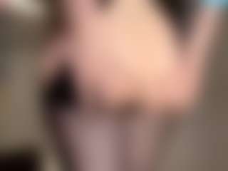 Evelyn's Live Sex Cam Show