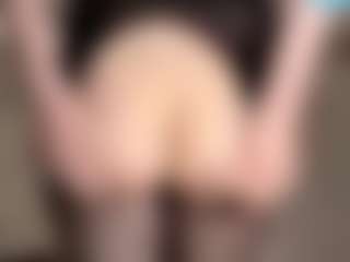 Live cam show with Evelyn - Athletic on studioflirtlive.com