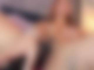 KissMeAri's Live Sex Cam Show