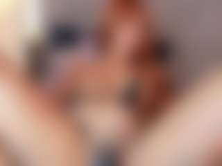 KissMeAri's Live Sex Cam Show