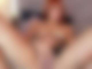 KissMeAri's Live Sex Cam Show