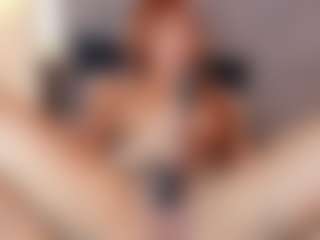 KissMeAri's Live Sex Cam Show