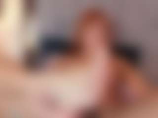 KissMeAri's Live Sex Cam Show