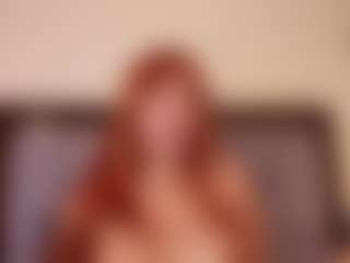 KissMeAri's Live Sex Cam Show