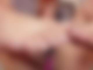 KissMeAri's Live Sex Cam Show