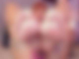 KissMeAri's Live Sex Cam Show