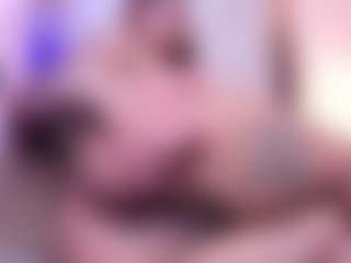 KissMeAri's Live Sex Cam Show
