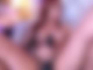 KissMeAri's Live Sex Cam Show