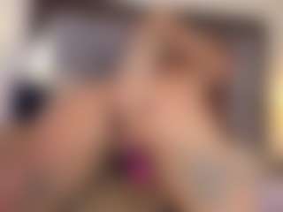 KissMeAri's Live Sex Cam Show