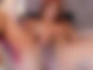 KissMeAri's Live Sex Cam Show
