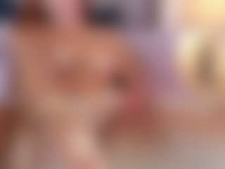 KissMeAri's Live Sex Cam Show