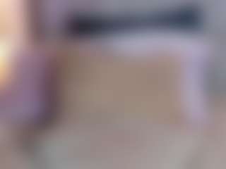 KissMeAri's Live Sex Cam Show
