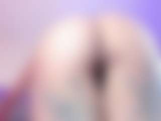 KissMeAri's Live Sex Cam Show