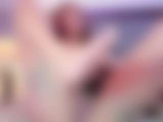 KissMeAri's Live Sex Cam Show