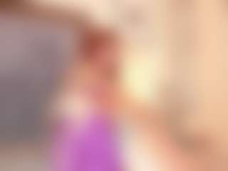 KissMeAri's Live Sex Cam Show